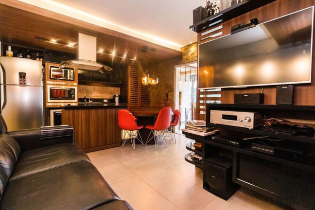 Imagem Apartamento com 2 Quartos à Venda, 77 m² em Petrópolis - Porto Alegre Imagem Apartamento com 2 Quartos à Venda, 77 m² em Petrópolis - Porto Alegre