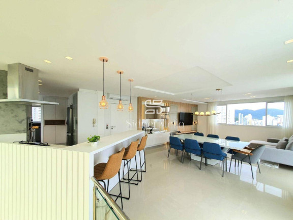 Imagem Cobertura com 4 Quartos à Venda, 240 m² em 2 Quadra Centro - Balneário Camboriú