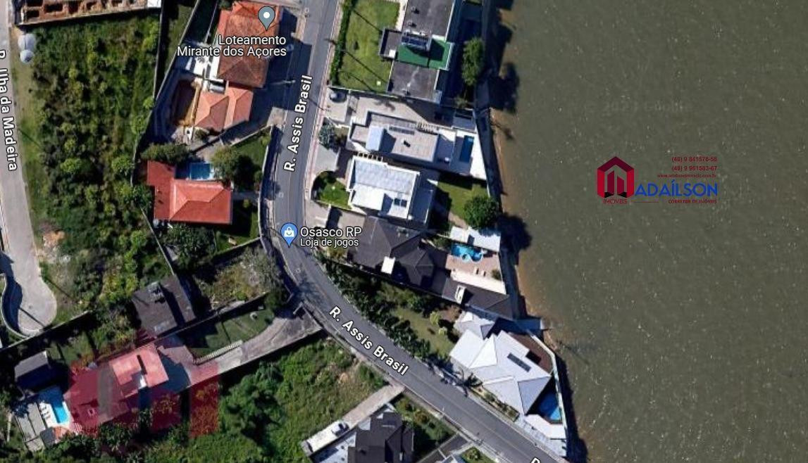 Imagem Imóvel com 3 Quartos à Venda, 246 m²
