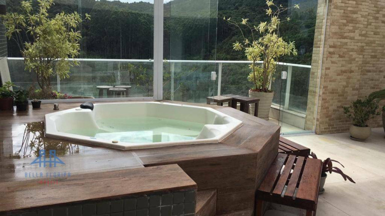 Cobertura com 2 Quartos à Venda ou Locação, 147 m² em Itacorubi - Florianópolis