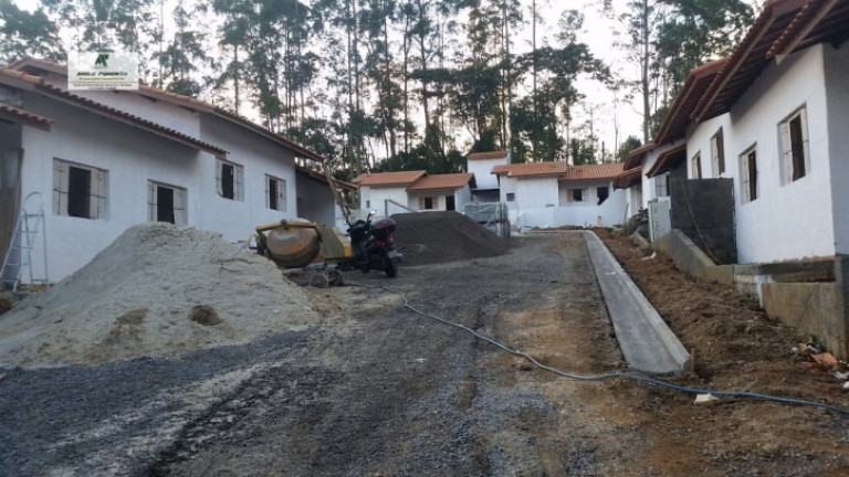 Imagem Casa de Condomínio com 2 Quartos à Venda, 55 m² em Bairro Do Carmo - São Roque Imagem Casa de Condomínio com 2 Quartos à Venda, 55 m² em Bairro Do Carmo - São Roque