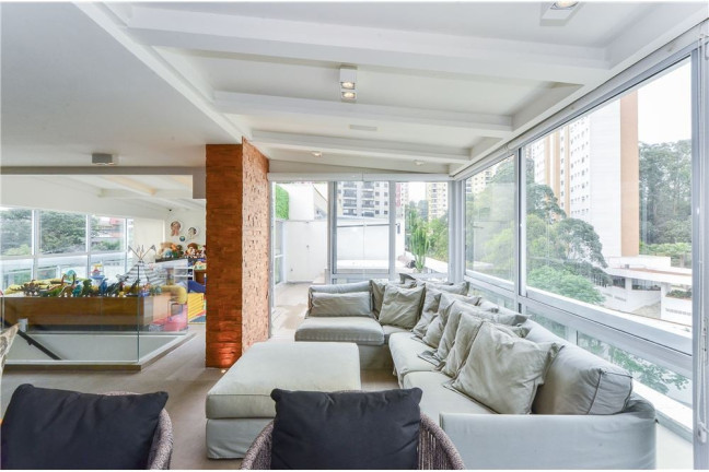 Imagem Imóvel com 3 Quartos à Venda, 270 m² em Vila Andrade - São Paulo
