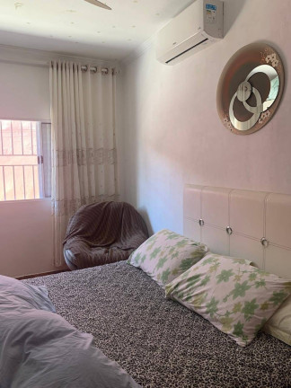 Imagem Casa de Vila com 3 Quartos à Venda, 179 m² em Jardim Boa Vista - Pindamonhangaba Imagem Casa de Vila com 3 Quartos à Venda, 179 m² em Jardim Boa Vista - Pindamonhangaba