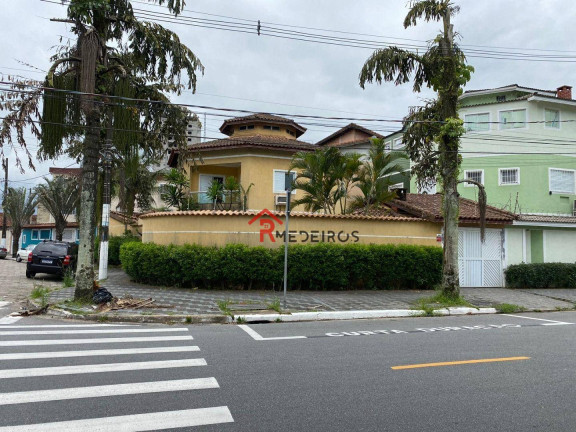 Casa com 3 Quartos à Venda, 199 m² em Vila Guilhermina - Praia Grande