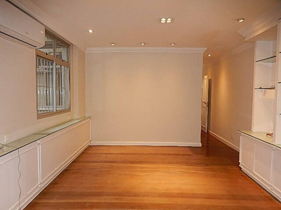 Imagem Apartamento com 22 Quartos à Venda, 208 m² em Leblon - Rio De Janeiro Imagem Apartamento com 22 Quartos à Venda, 208 m² em Leblon - Rio De Janeiro