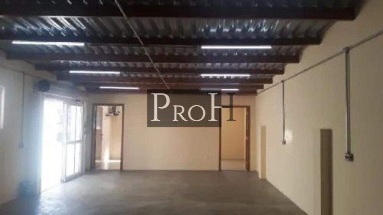 Imóvel Comercial para Alugar, 210 m² em Vila Fachini - São Paulo