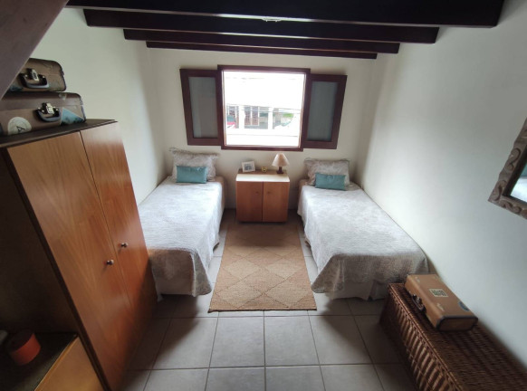 Imagem Casa com 6 Quartos à Venda, 396 m² em Itaguá - Ubatuba