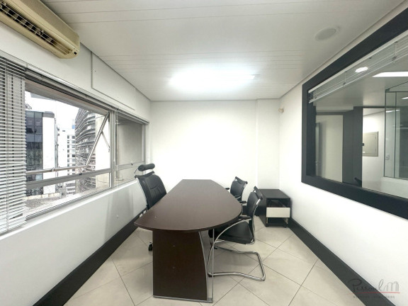 Imagem Sala Comercial à Venda, 235 m² em Centro - Florianópolis