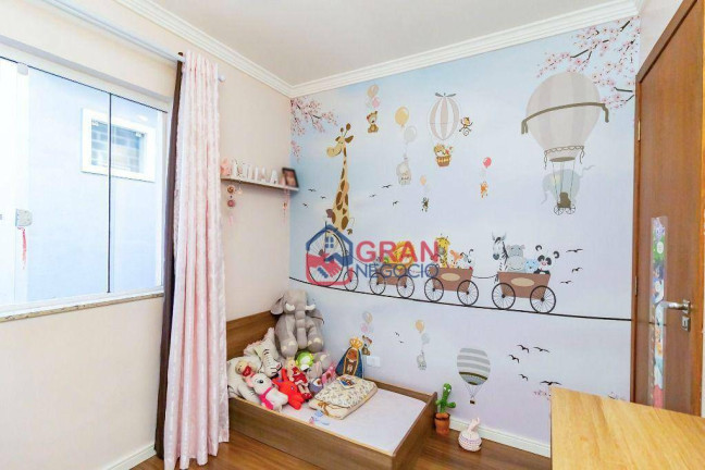 Imagem Sobrado com 3 Quartos à Venda, 130 m² em Uberaba - Curitiba Imagem Sobrado com 3 Quartos à Venda, 130 m² em Uberaba - Curitiba