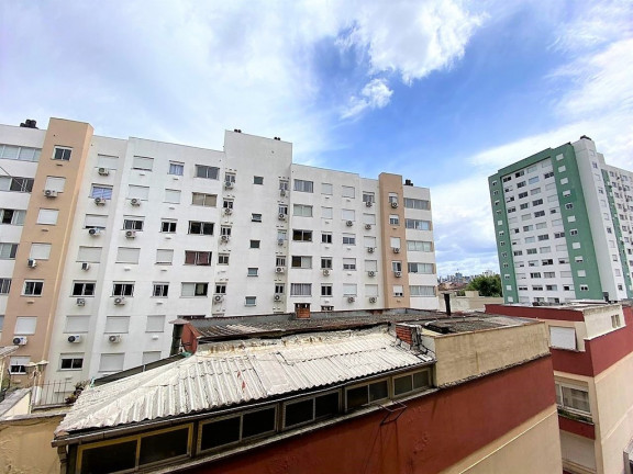 Imagem Apartamento com 2 Quartos à Venda, 73 m² em Santana - Porto Alegre
