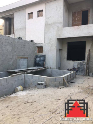 Imagem Casa com 3 Quartos à Venda, 135 m² em Vila Tupi - Praia Grande