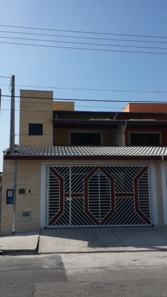 Sobrado com 3 Quartos à Venda, 215 m² em Alto Do Cardoso - Pindamonhangaba