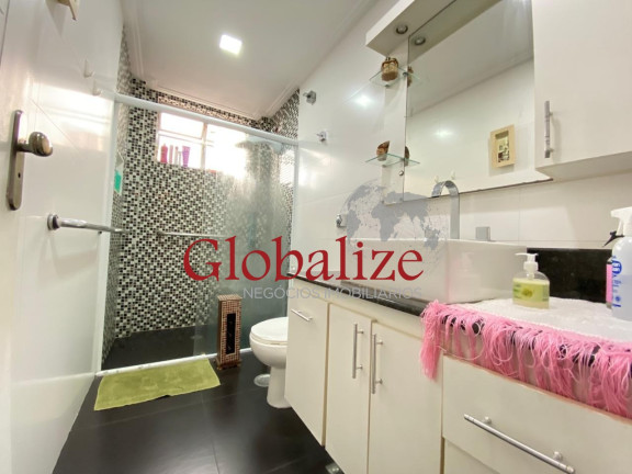 Imagem Imóvel com 2 Quartos à Venda, 97 m² em Embaré - Santos