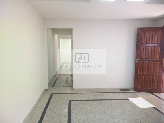 Imóvel com 6 Quartos para Alugar, 128 m² em Granja Julieta - São Paulo