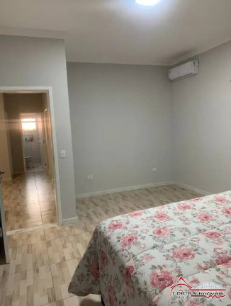 Imagem Casa de Condomínio com 3 Quartos à Venda, 237 m² em Condomínio Residencial Fogaça - Jacareí Imagem Casa de Condomínio com 3 Quartos à Venda, 237 m² em Condomínio Residencial Fogaça - Jacareí