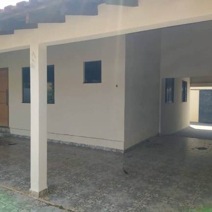 Imagem Casa com 3 Quartos para Alugar, 300 m² em Centauro - Arapongas Imagem Casa com 3 Quartos para Alugar, 300 m² em Centauro - Arapongas
