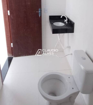 Imagem Casa com 2 Quartos à Venda, 70 m² em Mangabeira - Feira De Santana