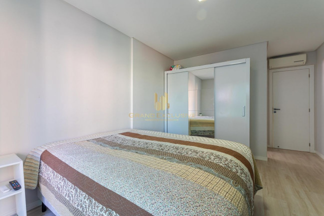 Imagem Apartamento com 3 Quartos à Venda, 107 m² em Centro - Balneário Camboriú Imagem Apartamento com 3 Quartos à Venda, 107 m² em Centro - Balneário Camboriú