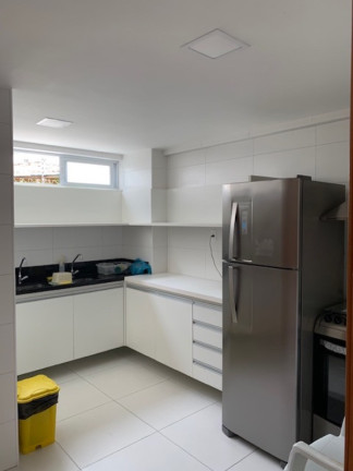 Imagem Imóvel com 2 Quartos à Venda, 68 m² em Barra - Salvador Imagem Imóvel com 2 Quartos à Venda, 68 m² em Barra - Salvador