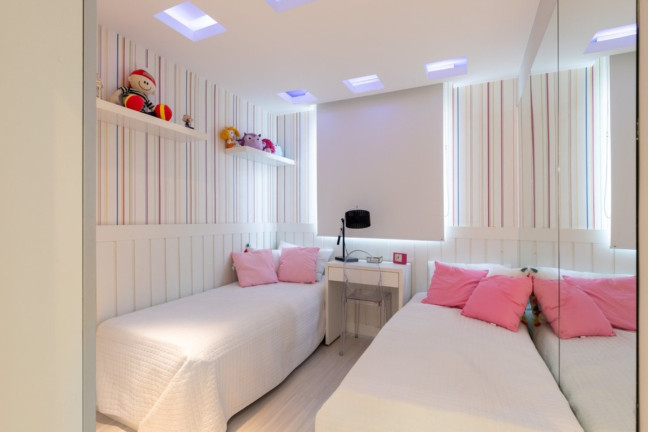 Imagem Imóvel com 2 Quartos à Venda, 44 m² em Santa Cruz - Rio De Janeiro