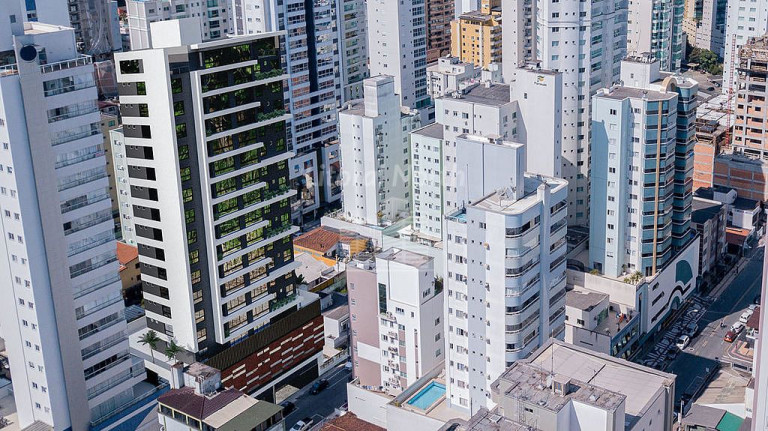 Imagem Apartamento com 4 Quartos à Venda, 146 m² em Pioneiros - Balneário Camboriú