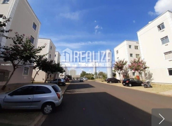 Apartamento com 2 Quartos à Venda, 50 m² em Conjunto Guanabara - Uberaba