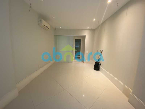 Imagem Apartamento com 3 Quartos à Venda, 210 m² em Copacabana - Rio De Janeiro