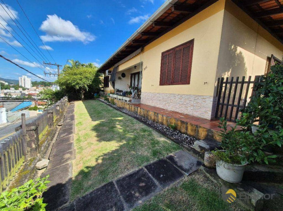 Imagem Casa com 5 Quartos à Venda, 255 m² em Escola Agrícola - Blumenau Imagem Casa com 5 Quartos à Venda, 255 m² em Escola Agrícola - Blumenau