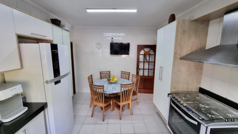 Imagem Casa com 4 Quartos à Venda, 380 m² em Parque Das Artes - Embu Das Artes