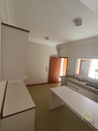 Imagem Casa com 3 Quartos à Venda, 191 m² em Vila Alpes Suíços - Indaiatuba