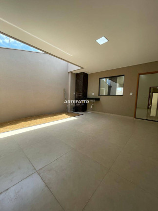 Imagem Casa com 3 Quartos à Venda, 100 m²