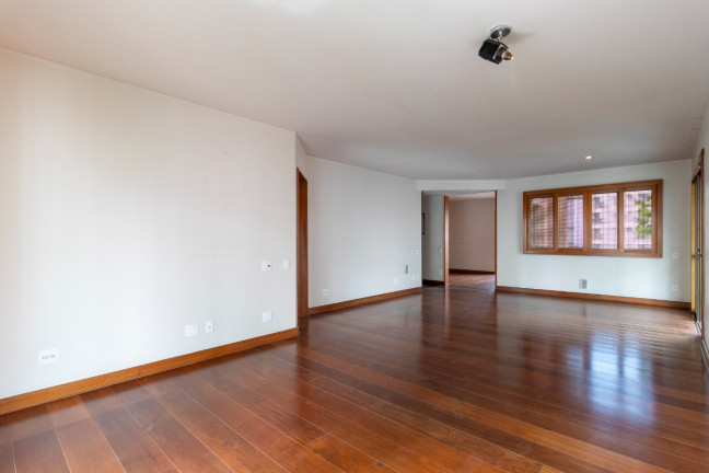 Imagem Apartamento com 3 Quartos à Venda, 325 m² em Moema - São Paulo