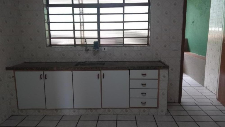Imagem Casa com 3 Quartos à Venda, 250 m² em Jardim Sabiá - Cotia Imagem Casa com 3 Quartos à Venda, 250 m² em Jardim Sabiá - Cotia