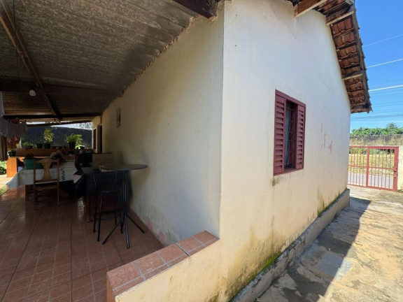 Imagem Casa com 3 Quartos à Venda, 166 m² em Jardim América - Goiânia