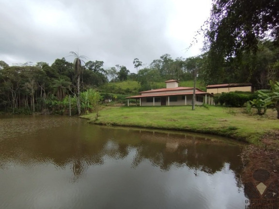 Imagem Imóvel com 3 Quartos à Venda, 121.000 m² em Roças Novas - Caeté