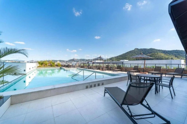 Apartamento com 3 Quartos à Venda, 77 m² em Centro - Balneário Camboriú
