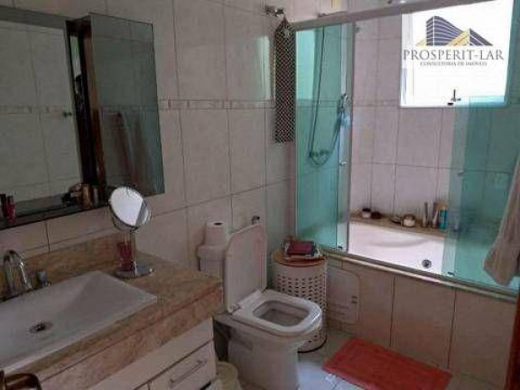 Imagem Casa com 3 Quartos à Venda, 227 m² em Jardim Santa Mena - Guarulhos Imagem Casa com 3 Quartos à Venda, 227 m² em Jardim Santa Mena - Guarulhos