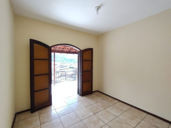 Imagem Casa com 3 Quartos à Venda, 90 m² em Barra Do Imbuí - Teresópolis