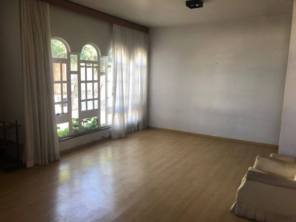 Imagem Casa com 5 Quartos à Venda,  em São João Da Boa Vista