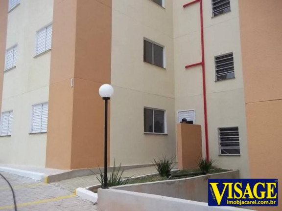 Apartamento com 2 Quartos à Venda,  em Pq. Santo Antonio - Jacareí