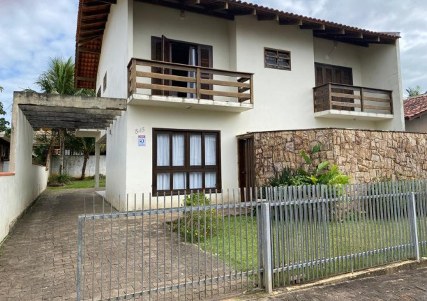 Imagem Casa com 3 Quartos à Venda, 203 m² em Itaguaçu - São Francisco Do Sul