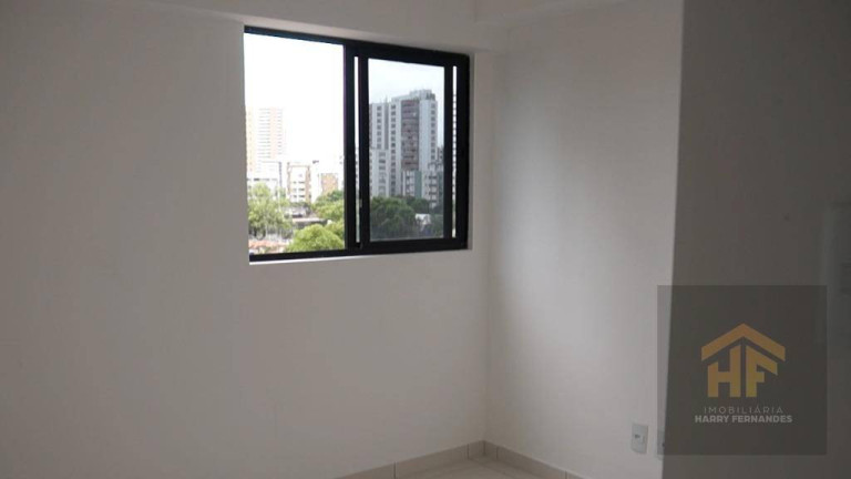Imagem Apartamento com 3 Quartos à Venda, 67 m² em Espinheiro - Recife