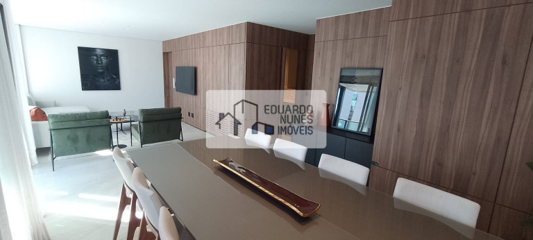Apartamento com 4 Quartos à Venda, 140 m² em Serra - Belo Horizonte