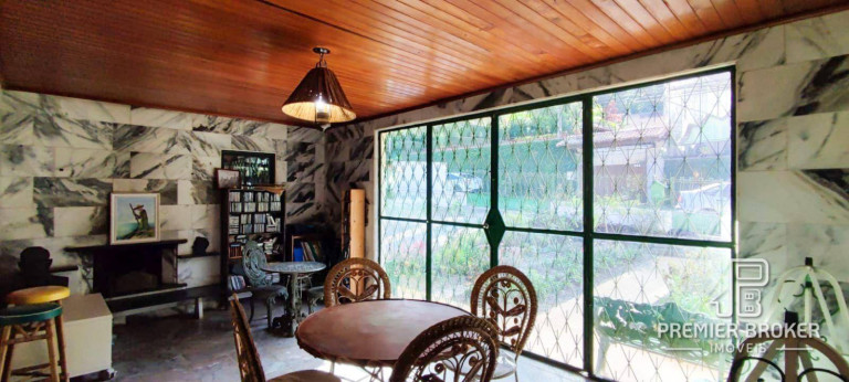 Imagem Casa com 7 Quartos à Venda, 457 m² em Cascata Dos Amores - Teresópolis Imagem Casa com 7 Quartos à Venda, 457 m² em Cascata Dos Amores - Teresópolis
