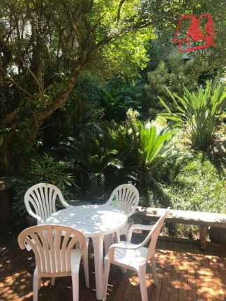 Imagem Casa com 3 Quartos à Venda, 450 m² em Bela Vista - Porto Alegre