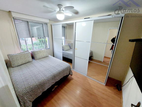 Imagem Imóvel com 3 Quartos à Venda, 62 m² em Vila Nova - Porto Alegre