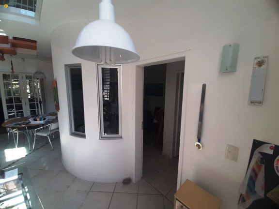 Imagem Casa com 6 Quartos à Venda, 391 m² em Carvoeira - Florianópolis