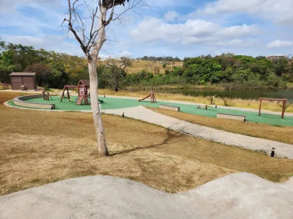 Imagem Terreno à Venda, 1.057 m² em R$690.000,00 // Quintas Coloniais - Contagem