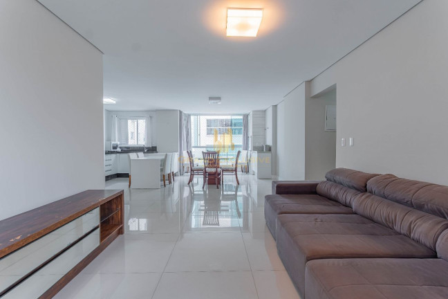 Imagem Apartamento com 3 Quartos à Venda, 127 m² em Pioneiros - Balneário Camboriú Imagem Apartamento com 3 Quartos à Venda, 127 m² em Pioneiros - Balneário Camboriú