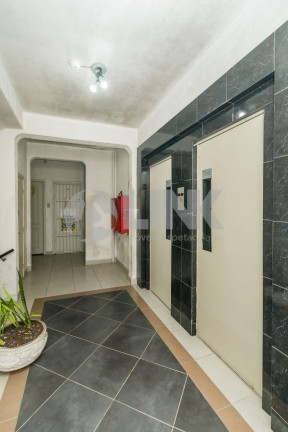 Imagem Apartamento com 3 Quartos à Venda, 70 m² em Centro Histórico - Porto Alegre Imagem Apartamento com 3 Quartos à Venda, 70 m² em Centro Histórico - Porto Alegre